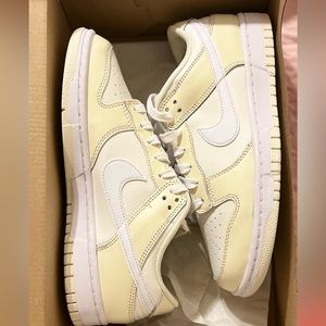 Nike Dunks Low Retro